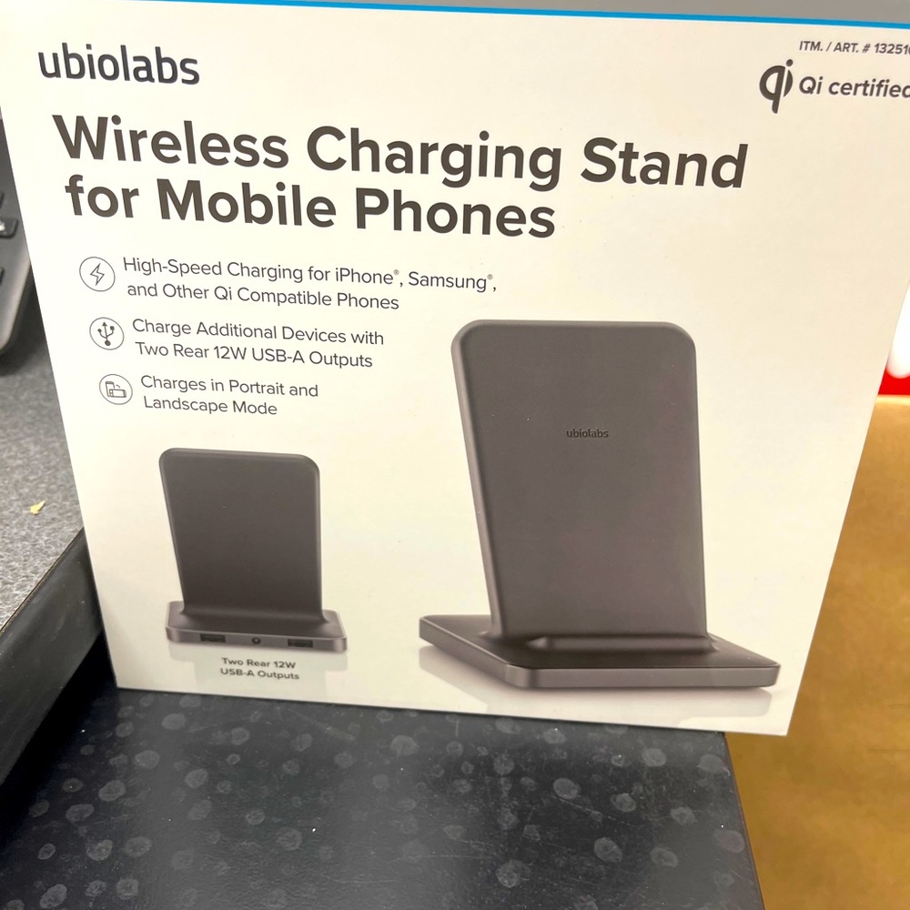 UBIOLABS WIRELESS CHARGING STAND